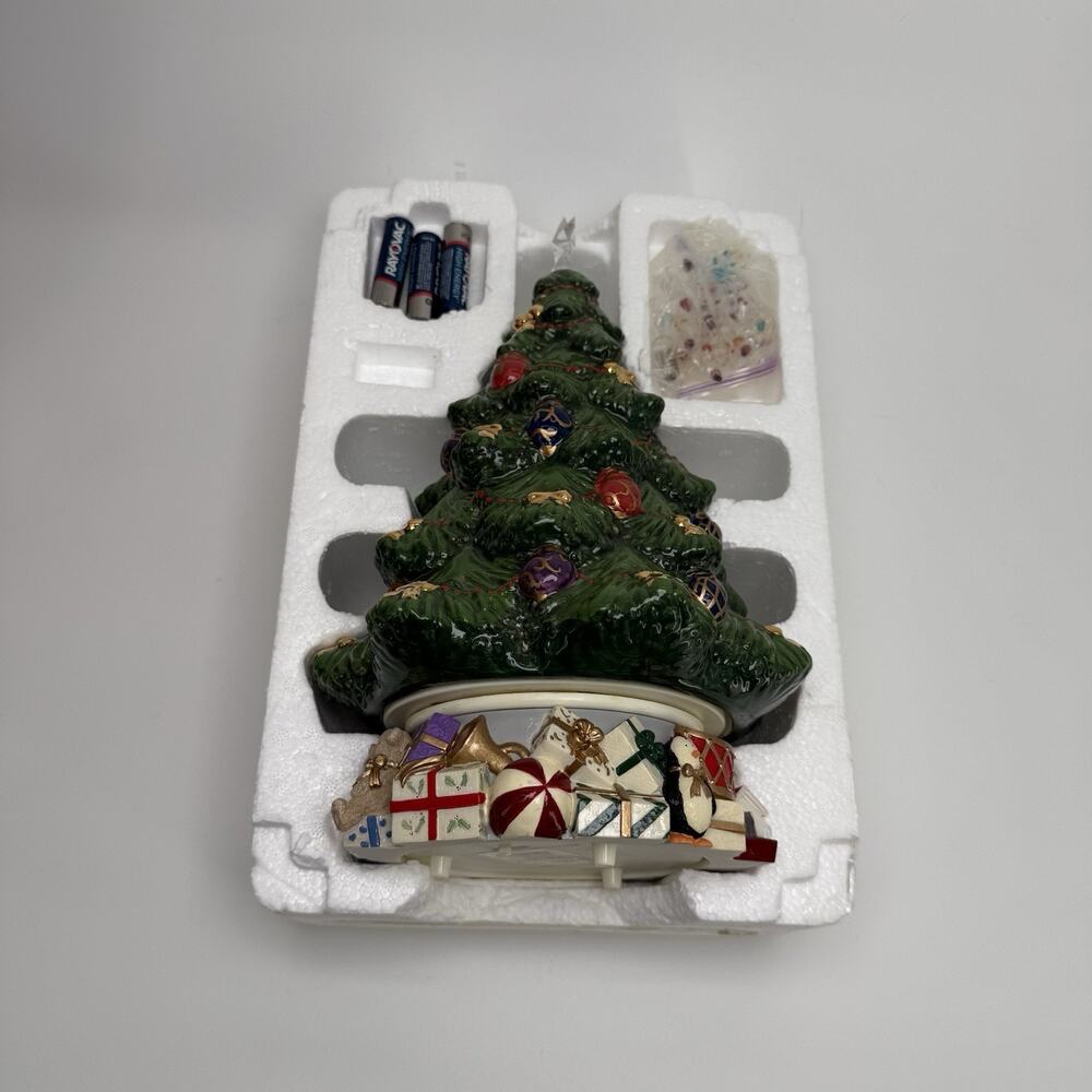 Lenox Holiday Village Christmas Tree Centerpiece Lighted Pegs Music Box 12” - Picture 2 of 9